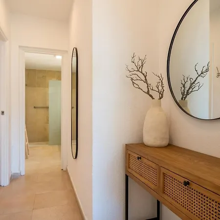 Located Walking Distance Of Puerto Banus Apartmán *